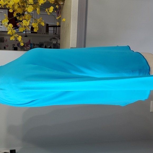 Yaffa, tourqwise‎ blue long sleeve  Activewear top Henley style size smal… - Picture 4 of 9